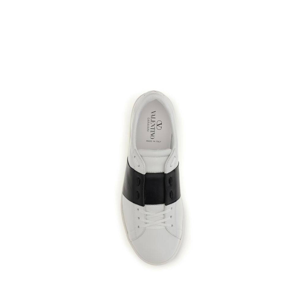 Valentino Garavani Black Calf Leather Bos Taurus Low Top Sneakers