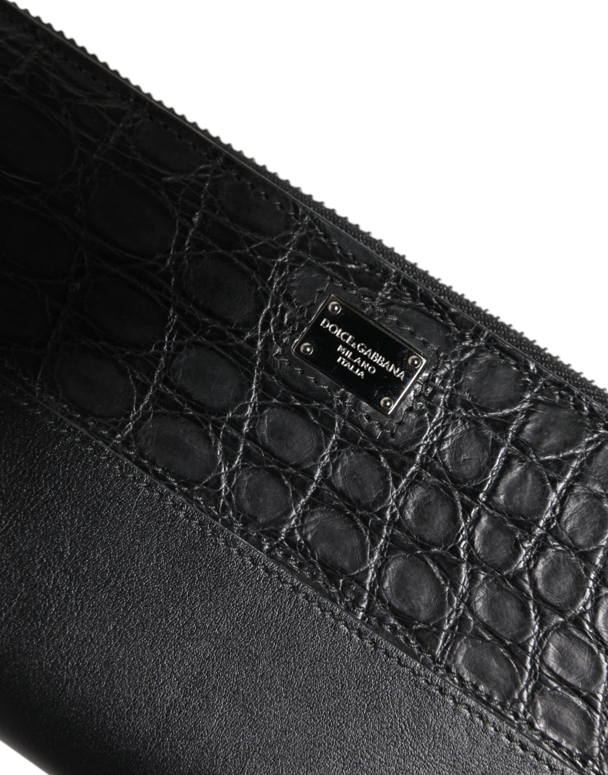 Dolce & Gabbana Zwart Leren Logo Plaque Rits Rondom Continental Portemonnee